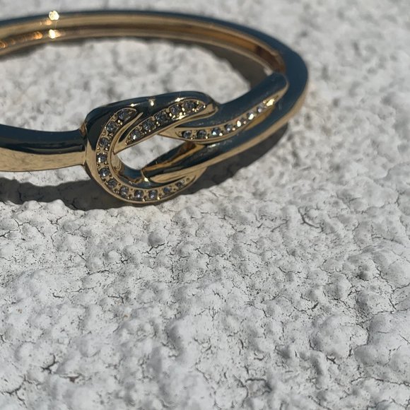 Gold -tone knot Bangle bracelet/ BEST OFFER EXCEPTED - Picture 5 of 8